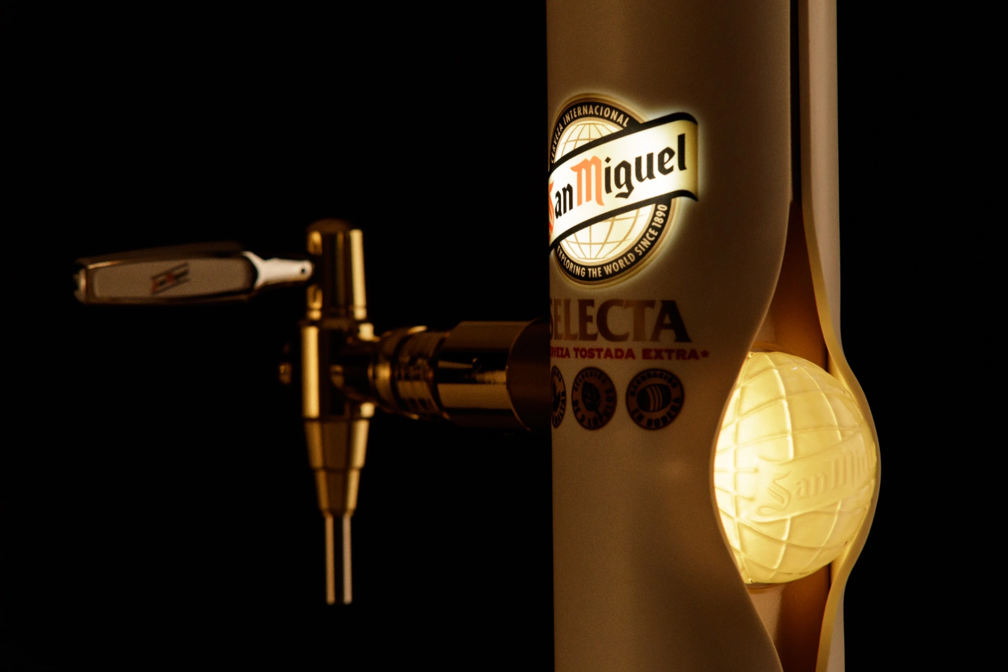 San Miguel Premium Mundo dispenser with illuminated glass hemisphere